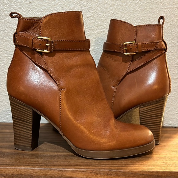 J. Crew Heeled Buckle Strap Ankle Boots Size 8. Caramel/Brown Leather. - Picture 7 of 9